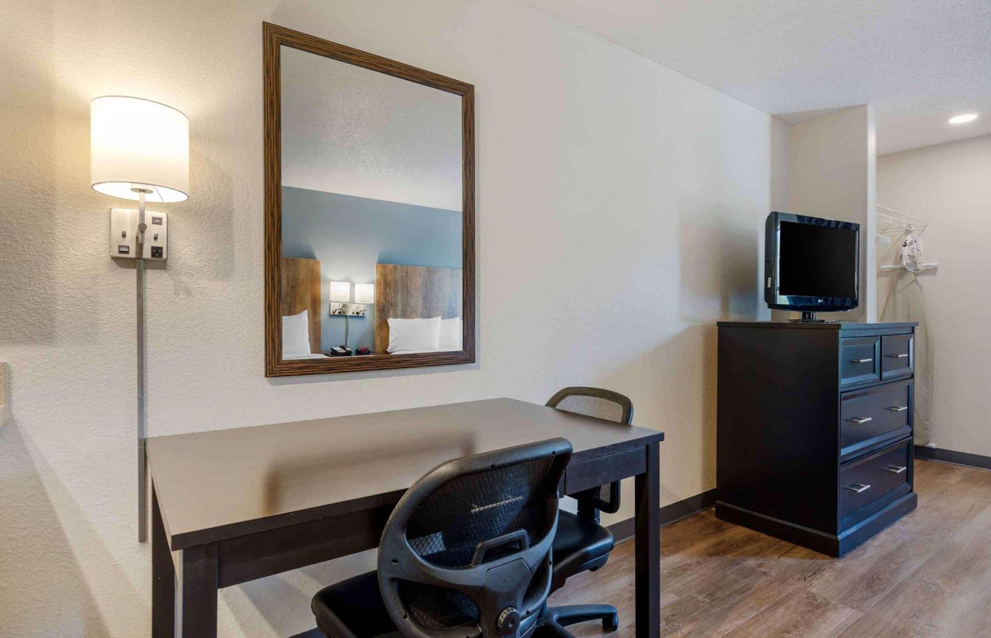 Extended Stay America Select Suites - Charlotte - Airport Екстериор снимка