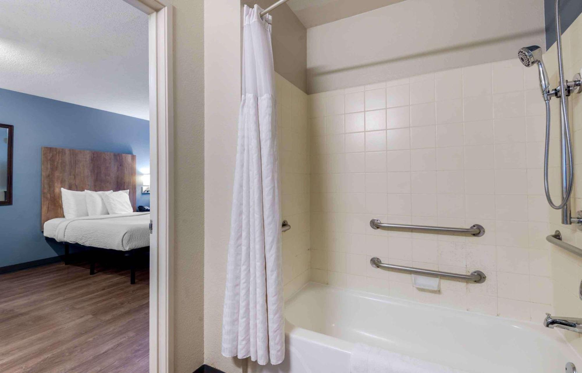 Extended Stay America Select Suites - Charlotte - Airport Екстериор снимка