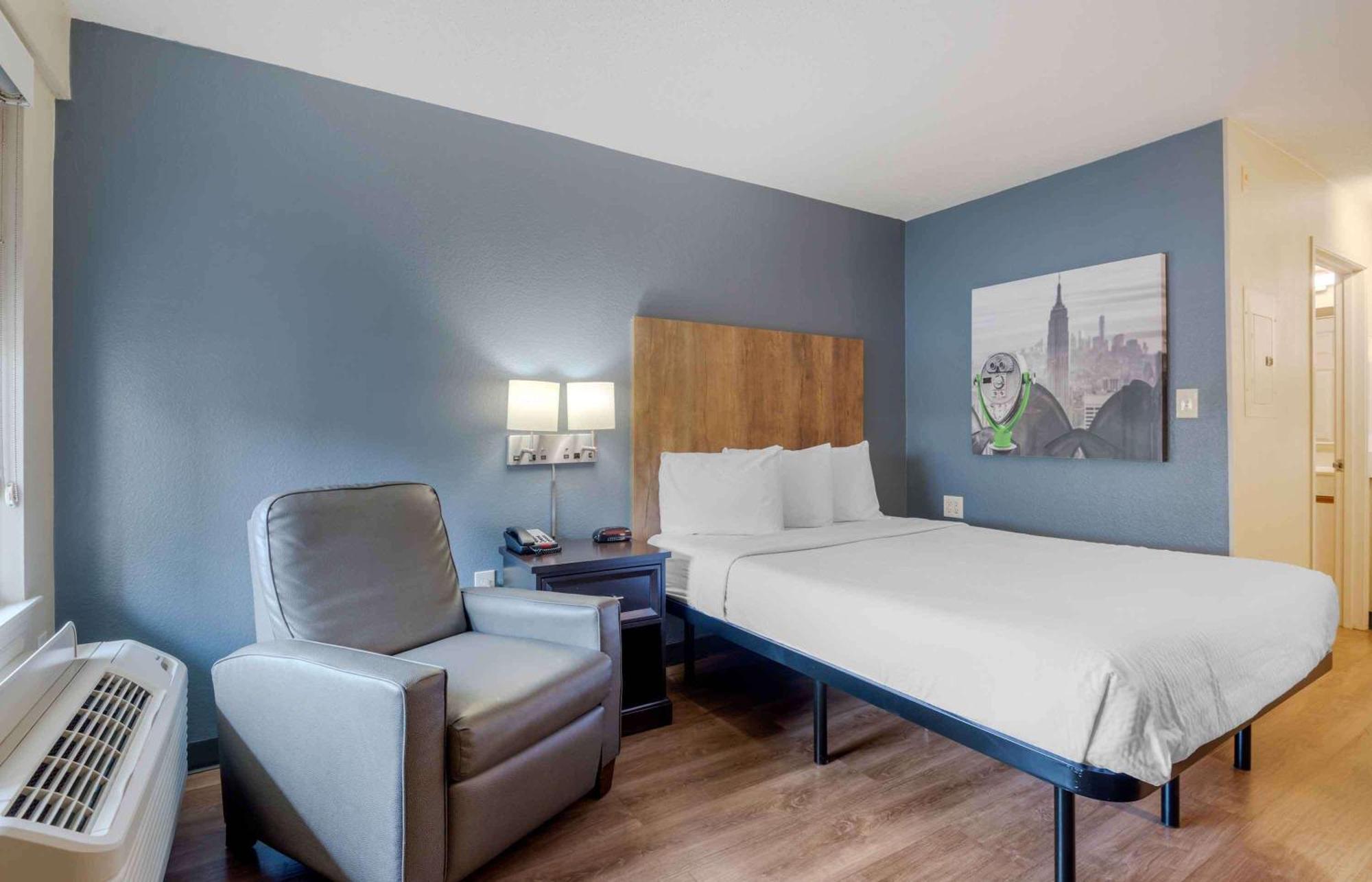 Extended Stay America Select Suites - Charlotte - Airport Екстериор снимка