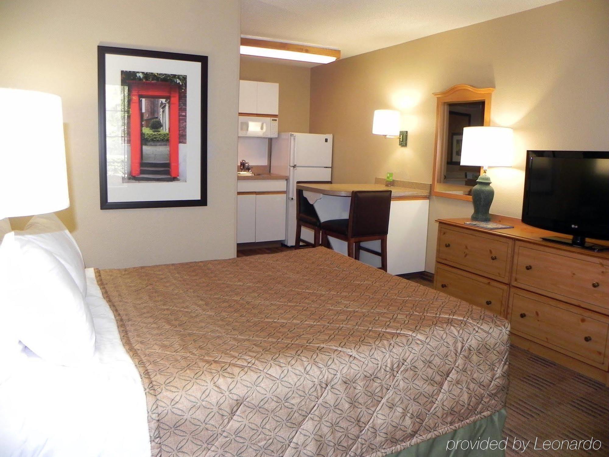Extended Stay America Select Suites - Charlotte - Airport Екстериор снимка