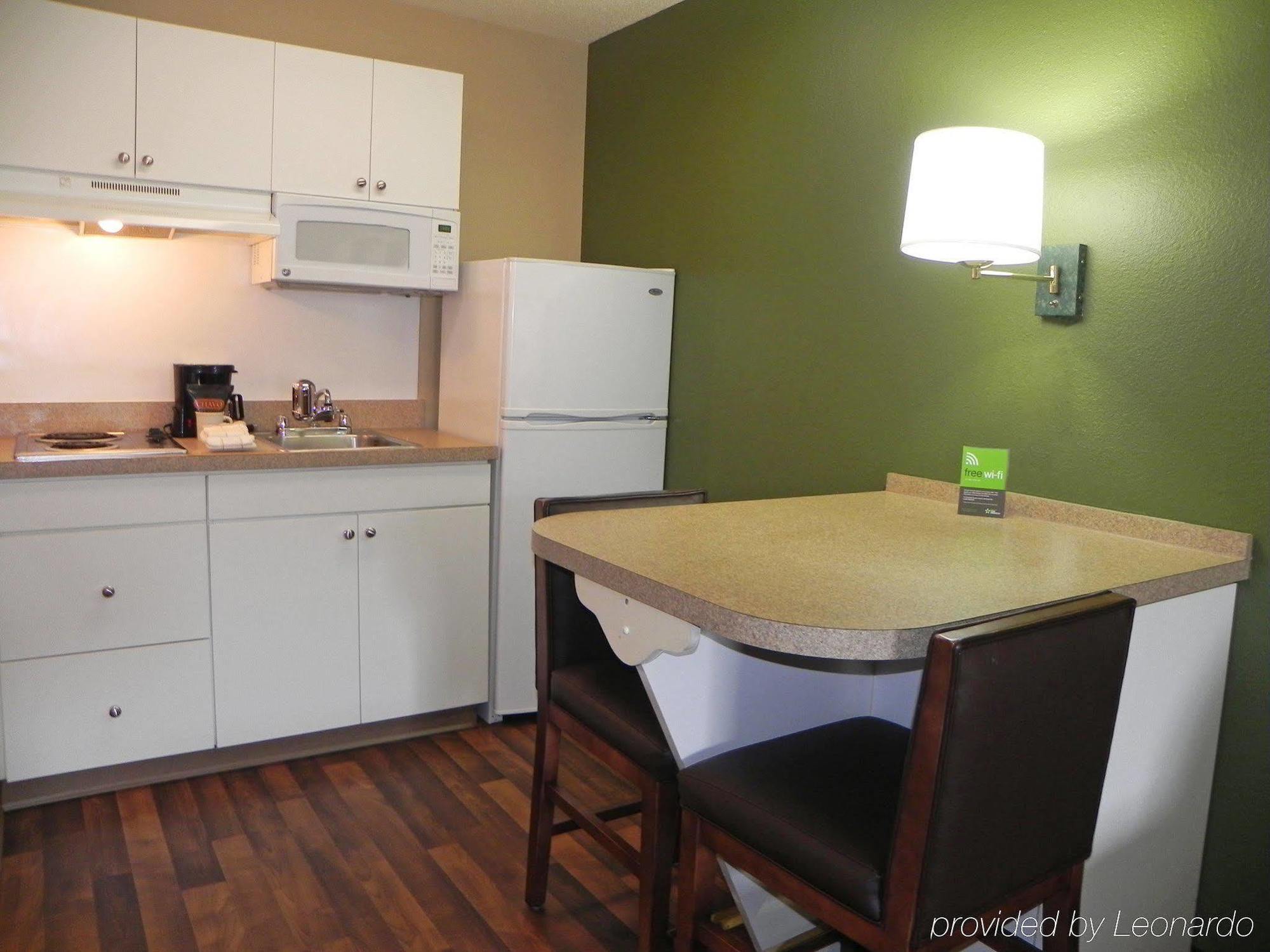 Extended Stay America Select Suites - Charlotte - Airport Екстериор снимка